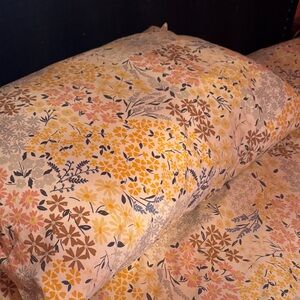 Floral Patterned Sheets